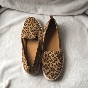 GAP slip on sneaker